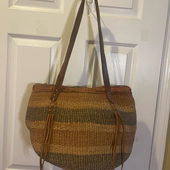 unbranded Handbags - Vintage Woven Large Jute bucket Bohemian style large Tote Bag Leather straps